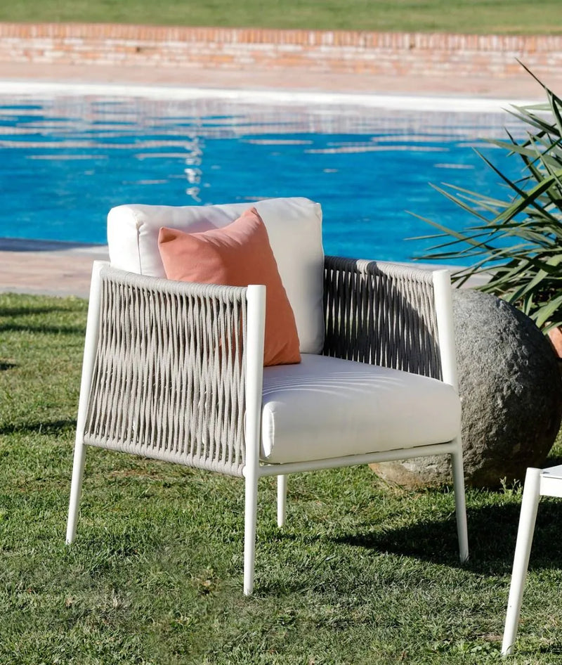 LUCE Armchair in aluminium white