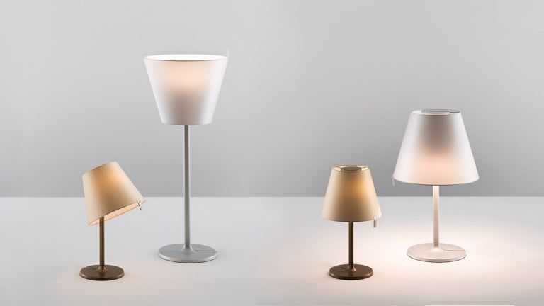 MELAMPO Stolna lampa