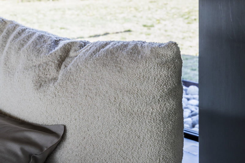 ALBA Tapecirani krevet sa skidivom navlakom, u kompletu s letvičastom bazom od bukovog drva