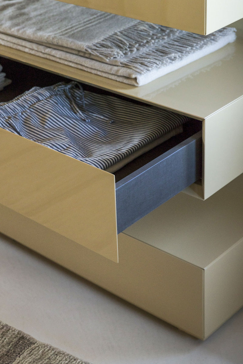 AND Chest of drawers