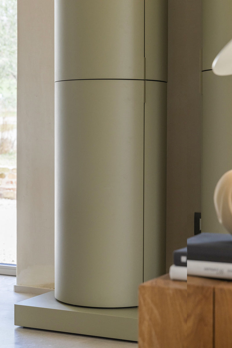 LA DORI Curved multilayer column container