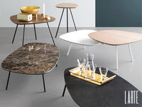 TWEET Coffee table with shaped top and metal base, d66 cm