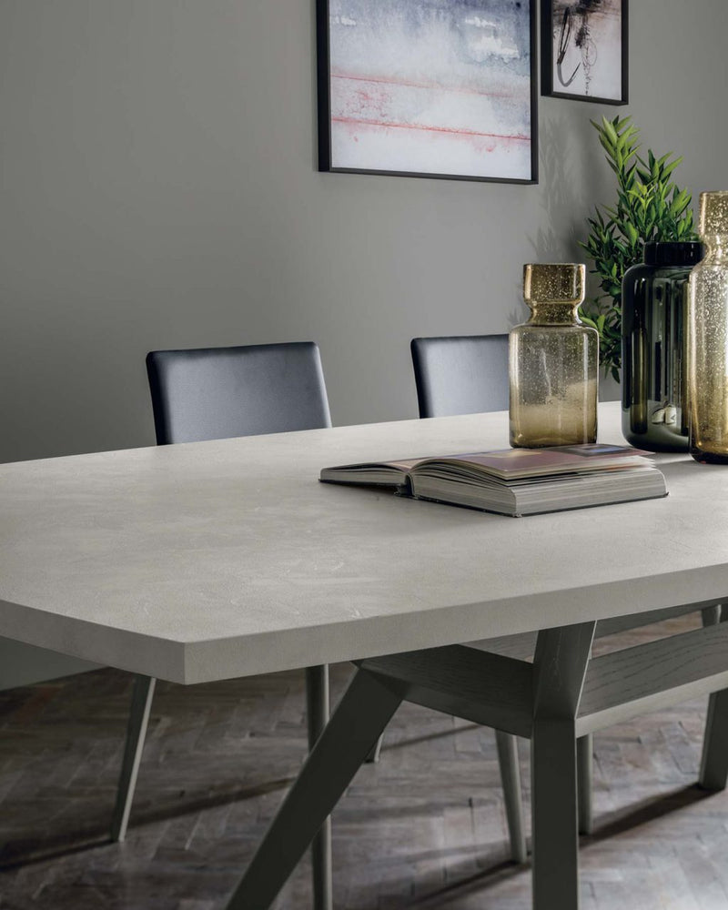 AVALON Dining table