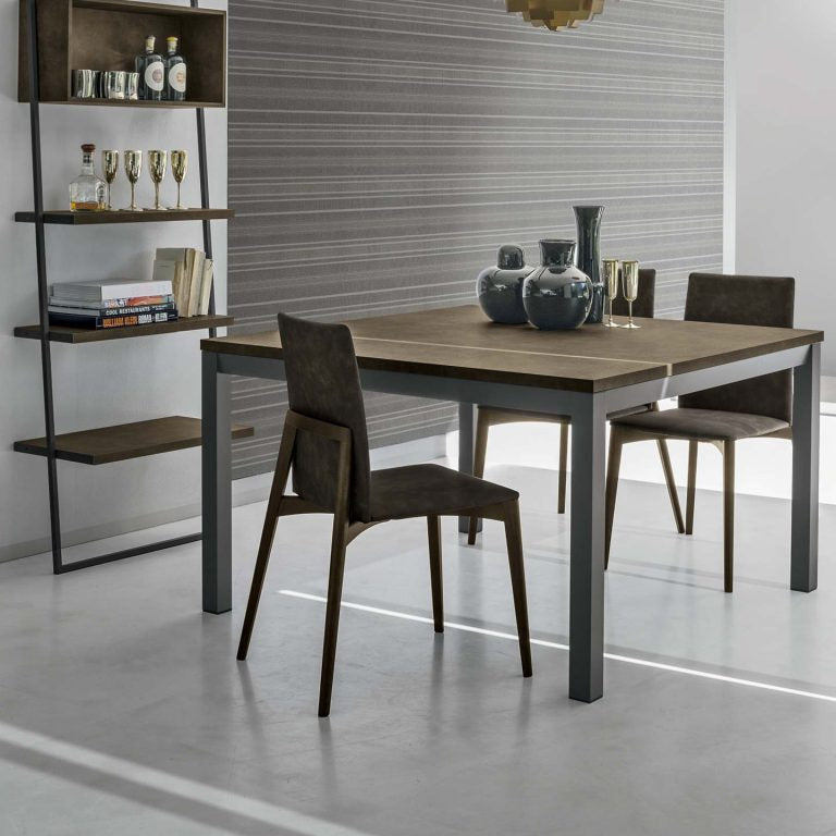 INFINITY Blagovaonski stol