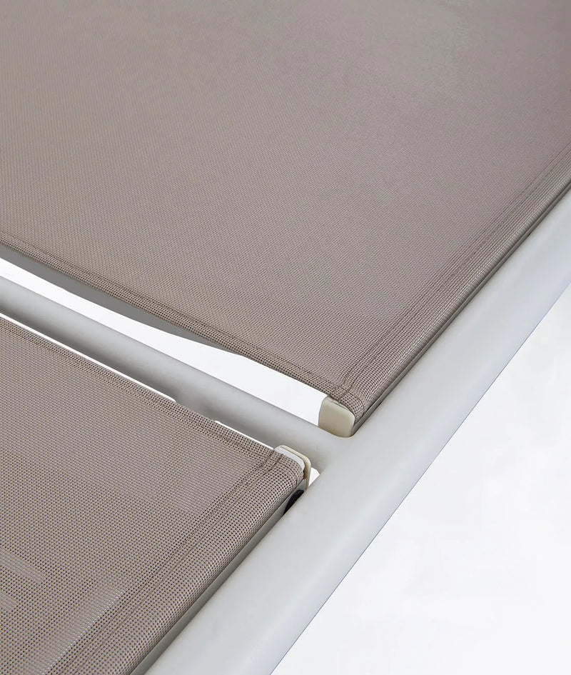 LUCE Aluminijska ležaljka s tkaninom od pijeska