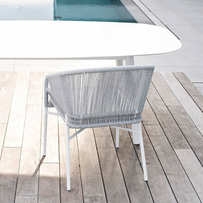 CRICKET Blagovaonska stolica s naslonom